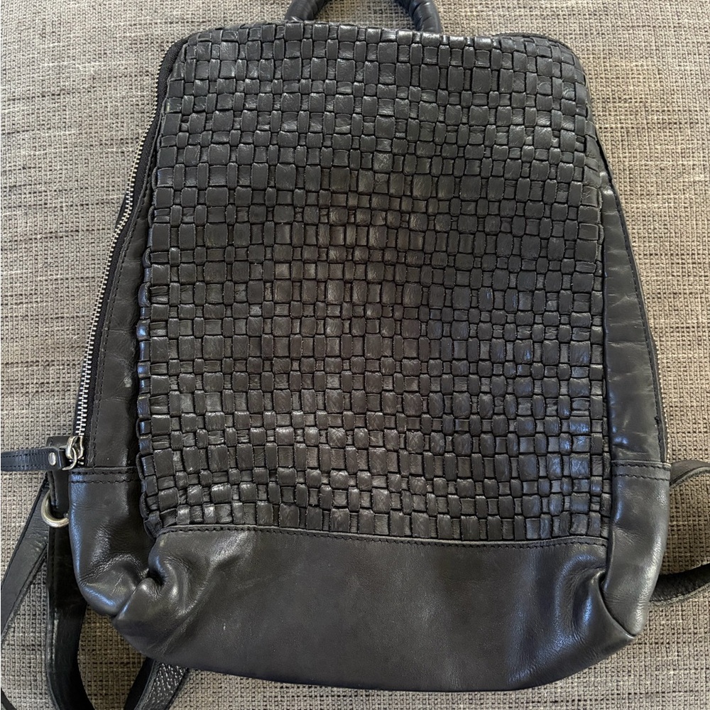 VILENCA Holland Emilia Black Woven Leather Backpack